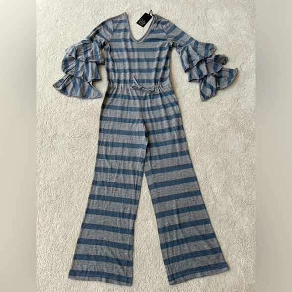 NWT chaser jumpsuit blue and gray stripe ruffle bell sleeve size S - Picture 1 of 4